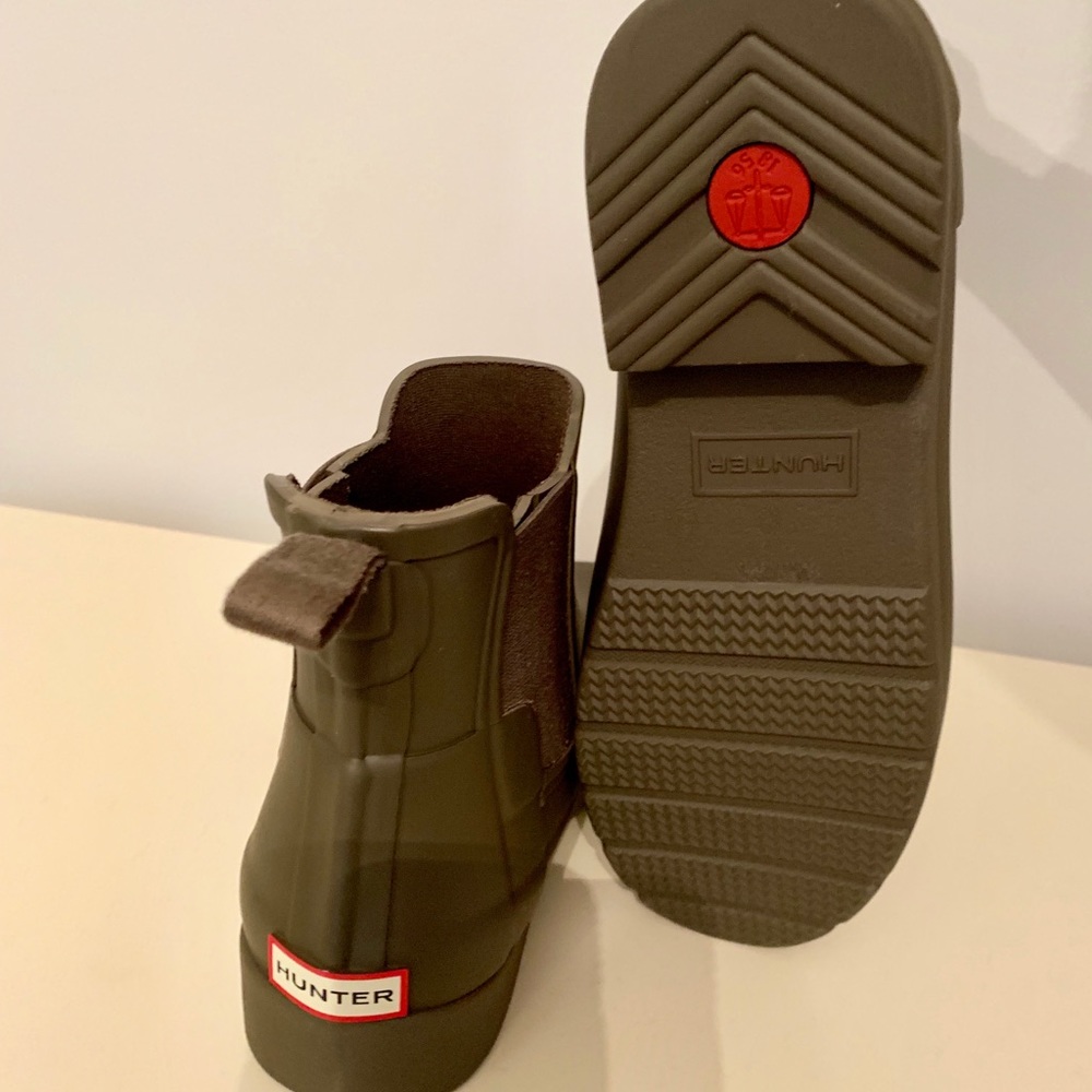 CHELSEA HUNTER RAIN BOOTS